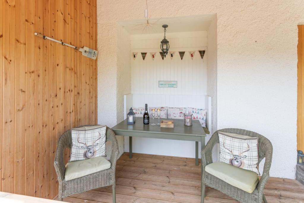 The Mews - A Cottage With A Spectacular Lake View Port Of Menteith Eksteriør billede