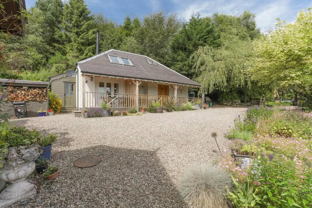 The Mews - A Cottage With A Spectacular Lake View Port Of Menteith Eksteriør billede